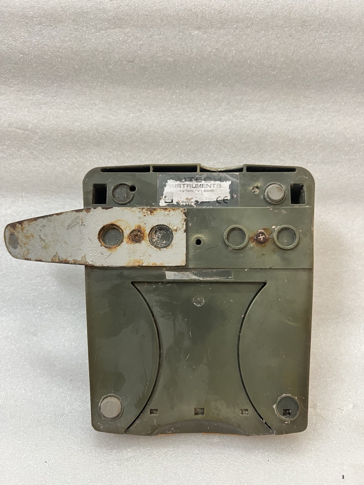 EUTECH INSTRUMENTS PH700 PH/NV/C/F METER (BROKEN)
