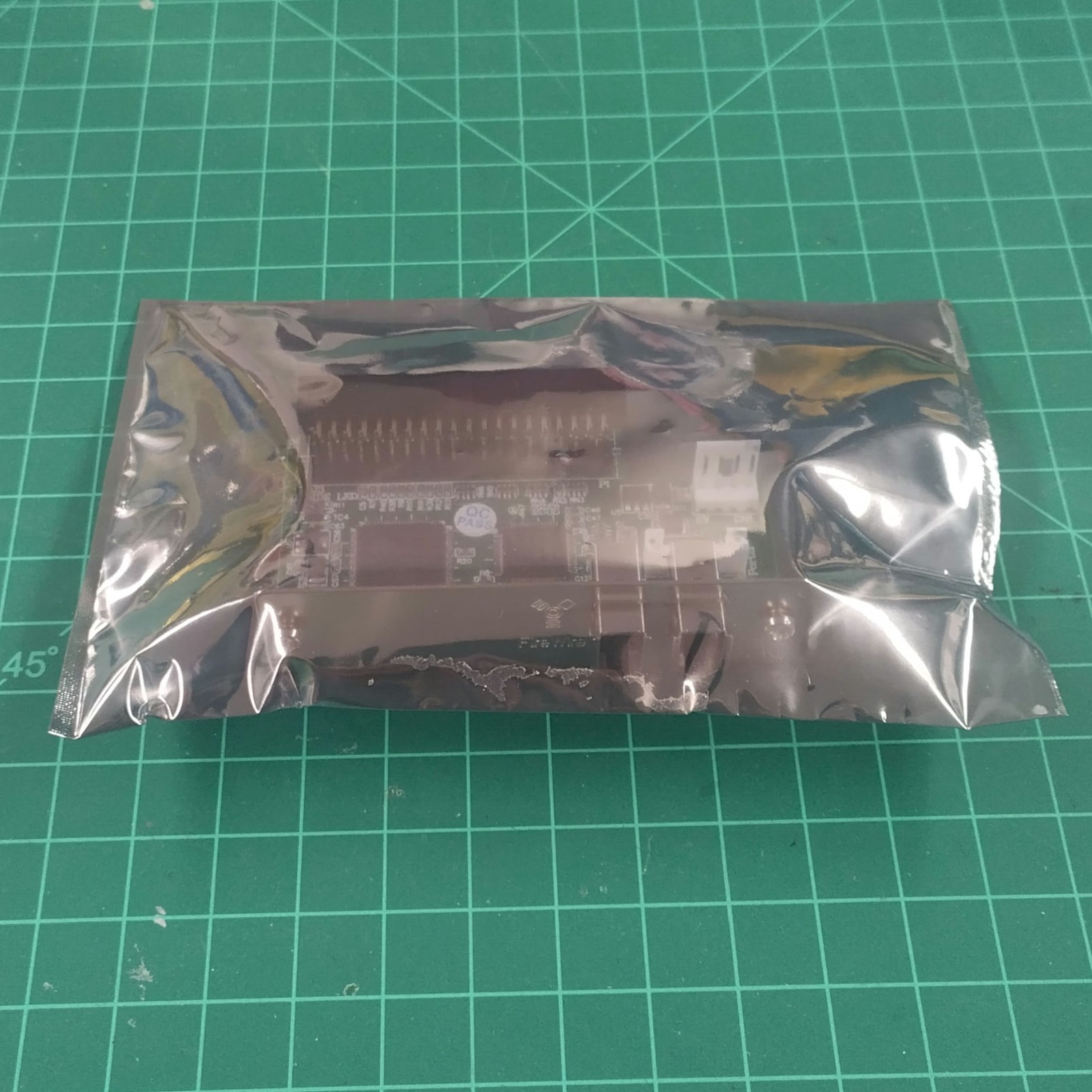 FW2IDE02D FireWire (IEEE 1394a) to IDE (ATA/ATAPI) RAID Bridge