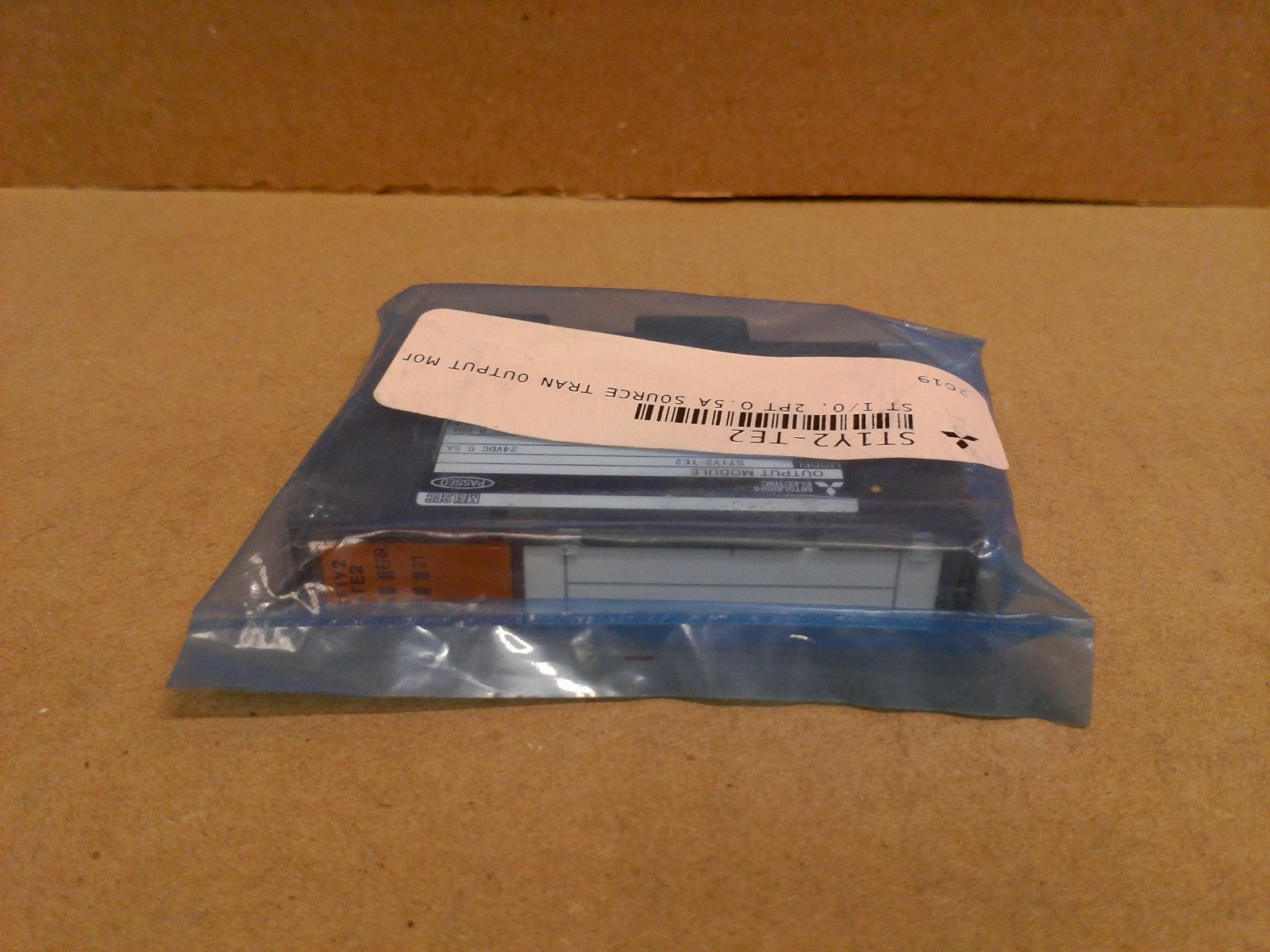 ST1Y2-TE2 Mitsubishi NEW PLC 2 Point Output Module Card Unit ST1Y2TE2