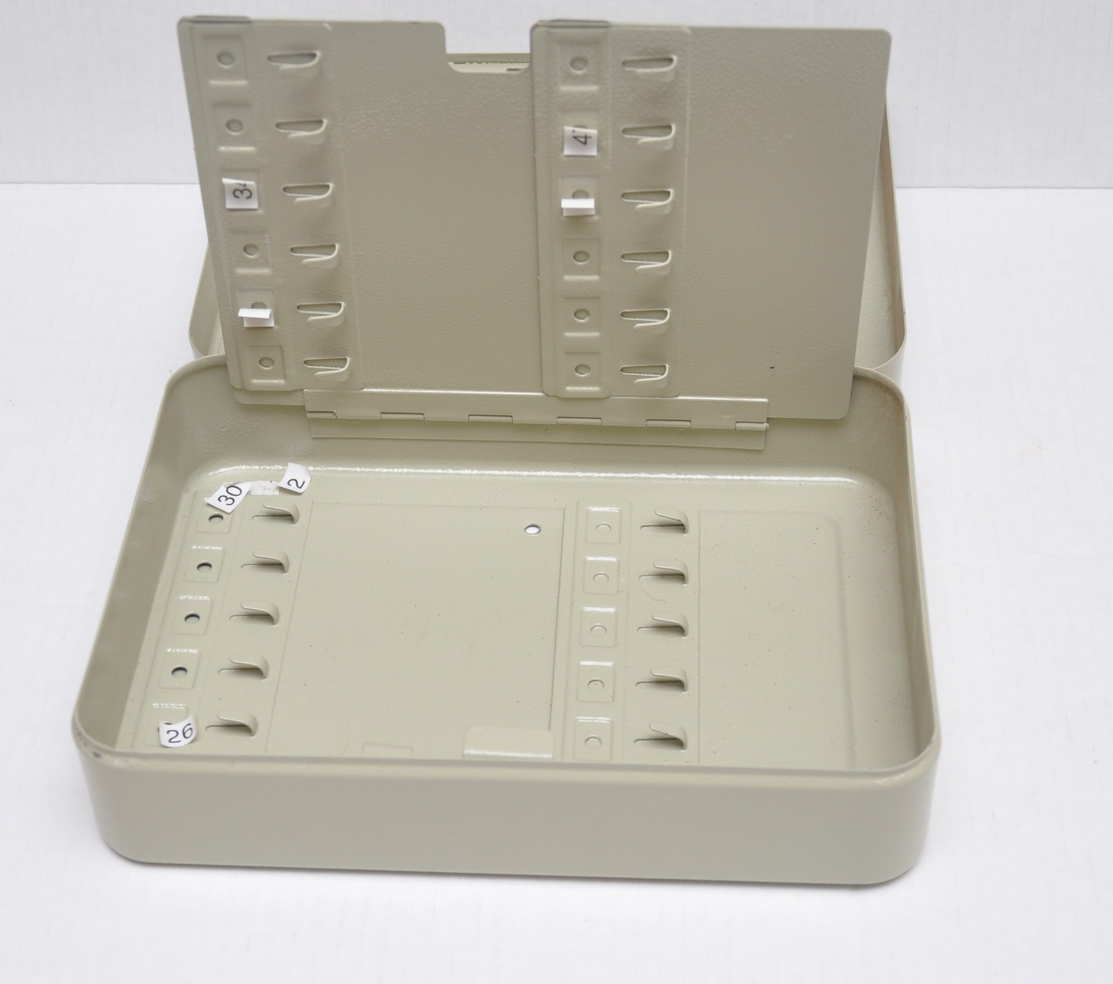 46 Position Key Lock Box With Key Lock. NEW