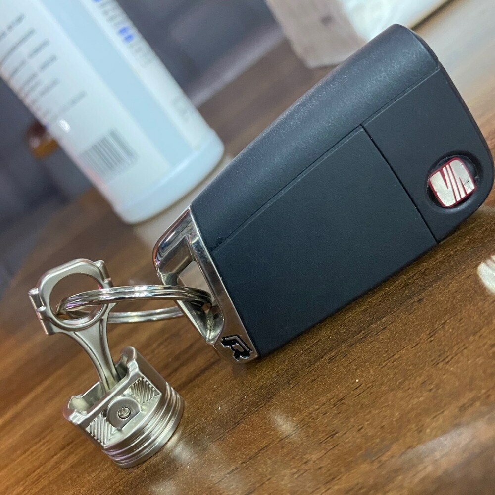 Piston Keychain Connecting Rod Car Engine Silver Metal 3D Keyring Key Chain Big