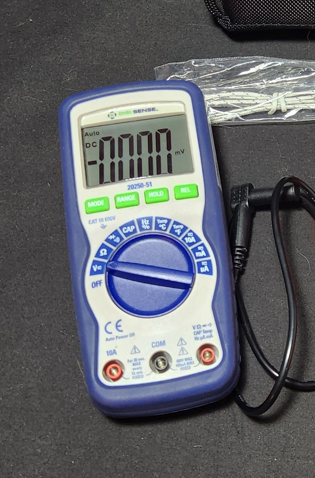 Digi-Sense 20250-51 Compact Multimeter Tester With Case