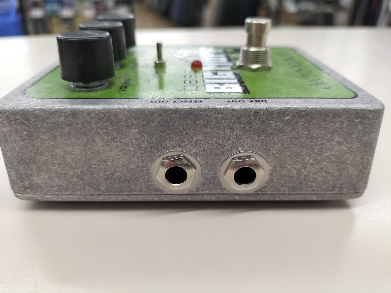 ELECTRO-HARMONIX BASS BIG MUFF Effects Pedal