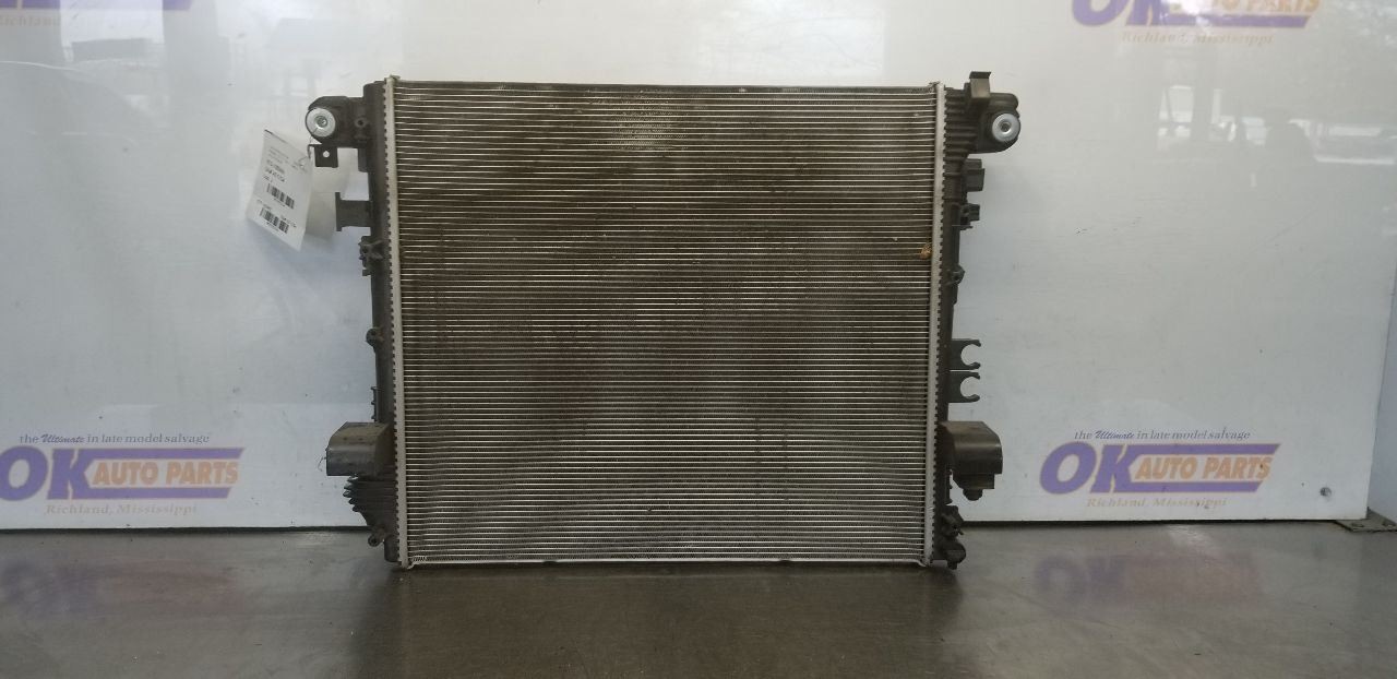 20 JEEP WRANGLER JL JLU MAIN RADIATOR 2.0L LEFT HAND DRIVE