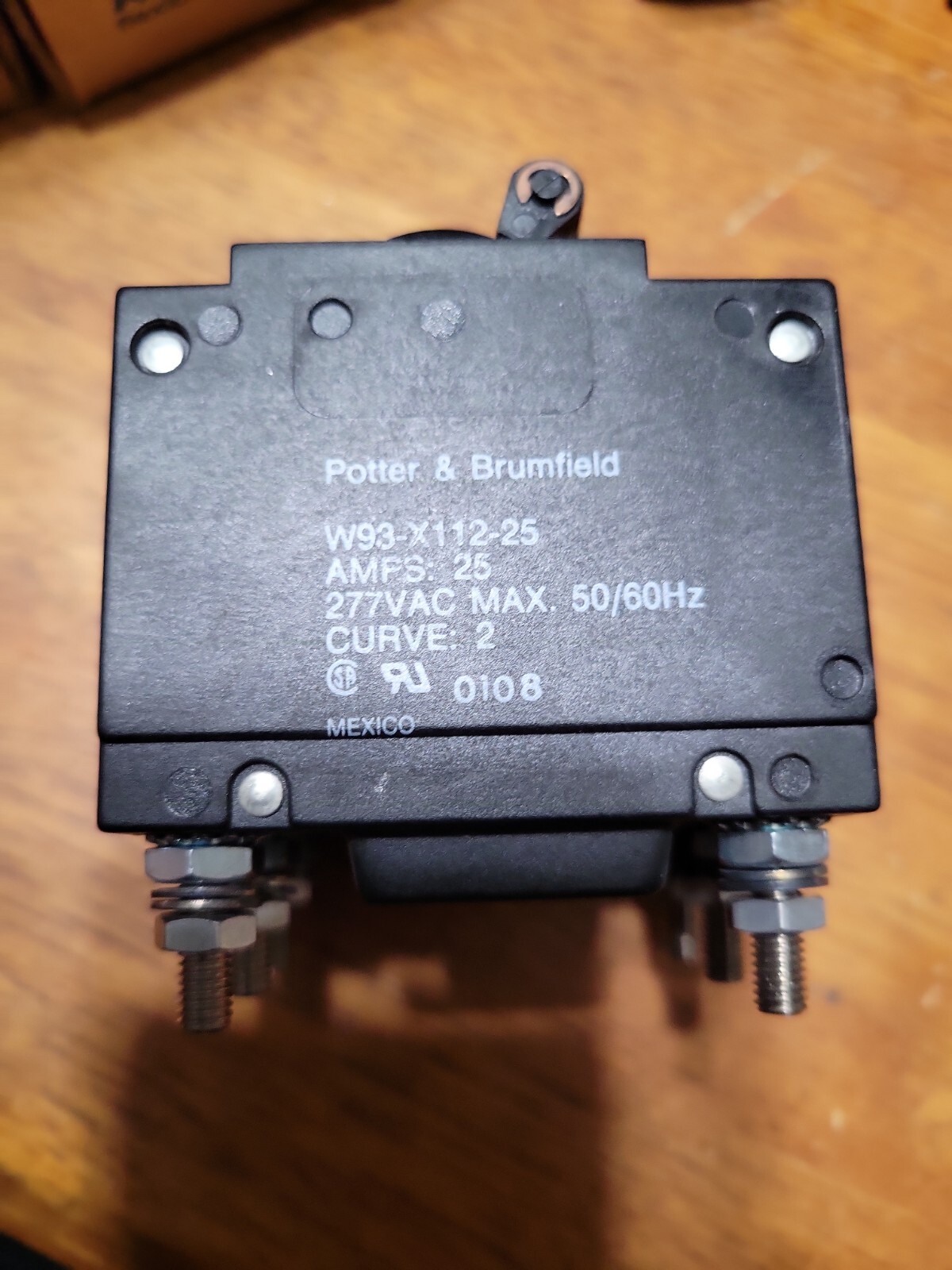 (6E7) NEW Potter & Brumfield W93-X112-25 AMPS: 25 277VAC 50/60Hz Circuit Breaker