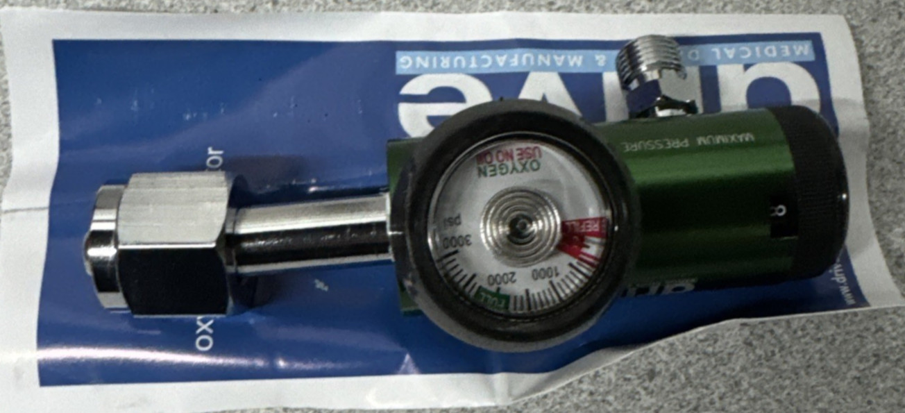 Medical Oxygen Tank Regulator Drive Access Point New Not in Box Lot of 3