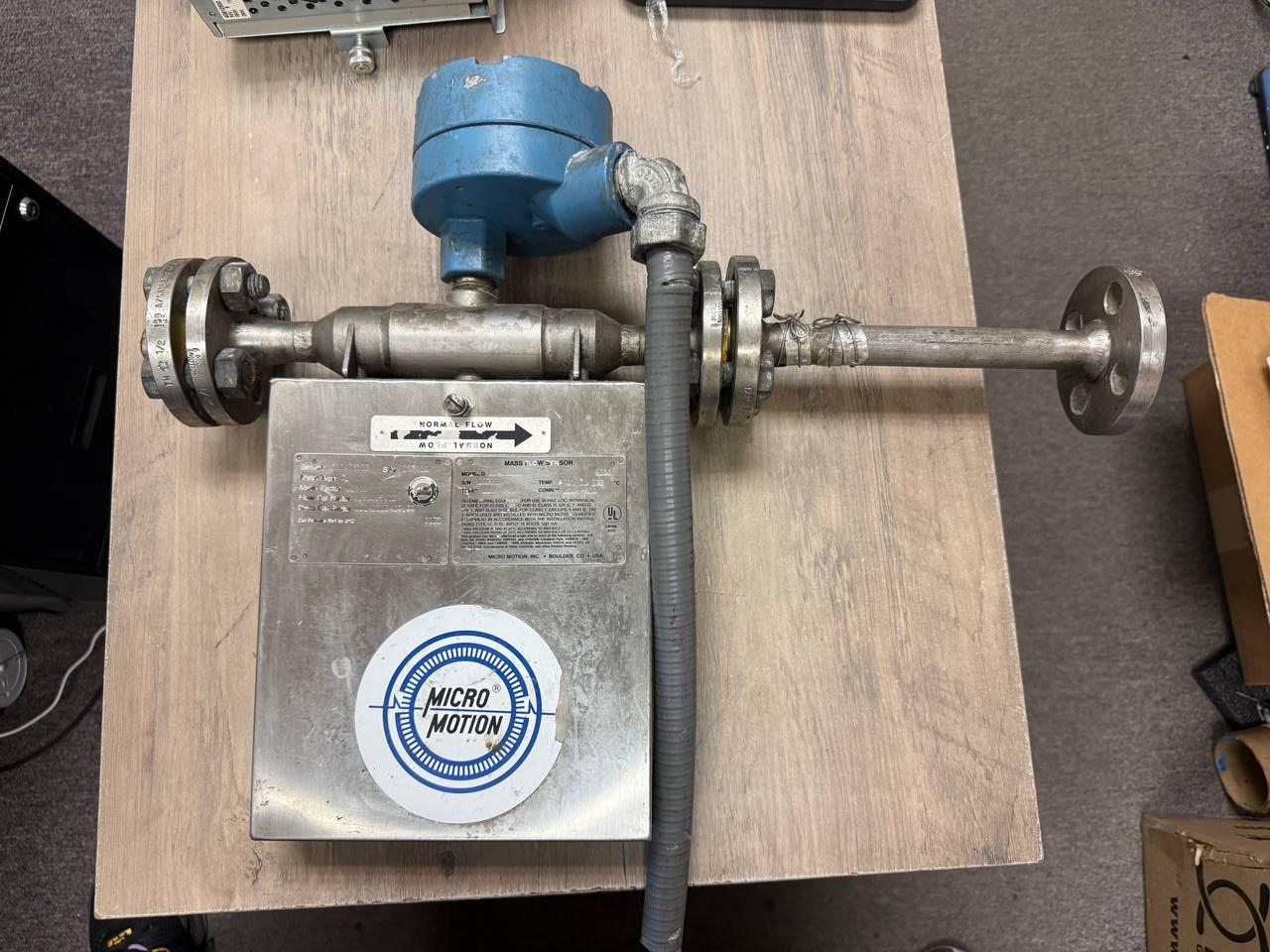 Micro Motion DS040S113  Mass Flow Sensor Transmitter Used
