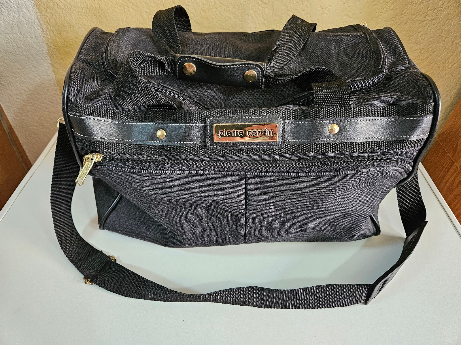 Vtg Pierre Cardin Gym Travel Weekend Bag Black Canvas Handle & Shoulder Strap