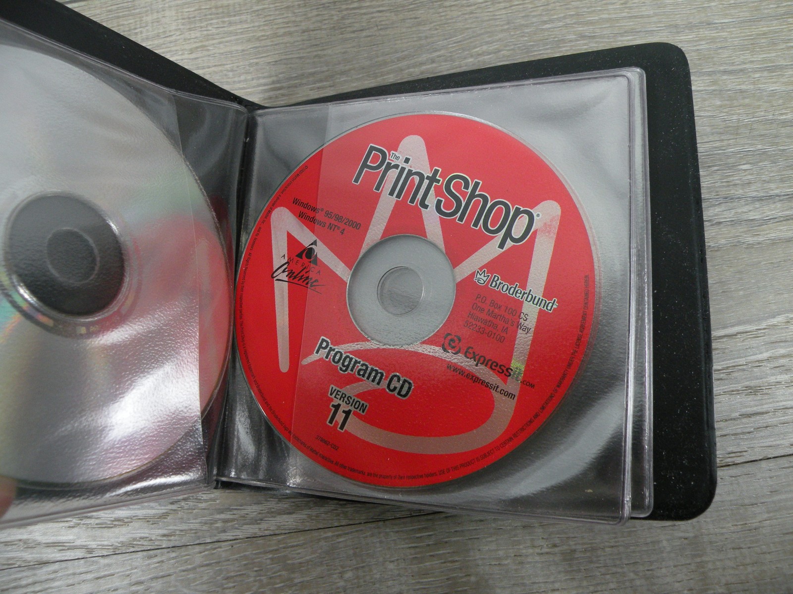 Broderbund The Print Shop Version 11 Software for Windows 95 98 2000 NT4 CD