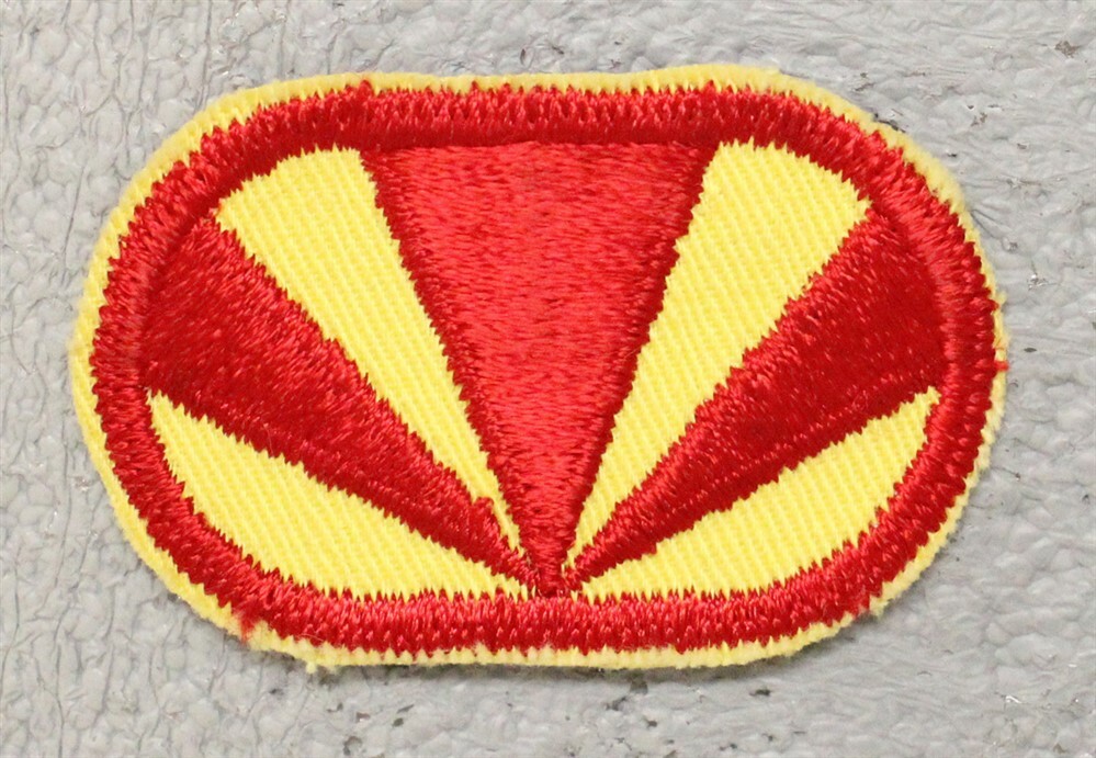 Army Airborne Oval Patch:  2nd Bn, 44th Air Defense Artillery - cut edge