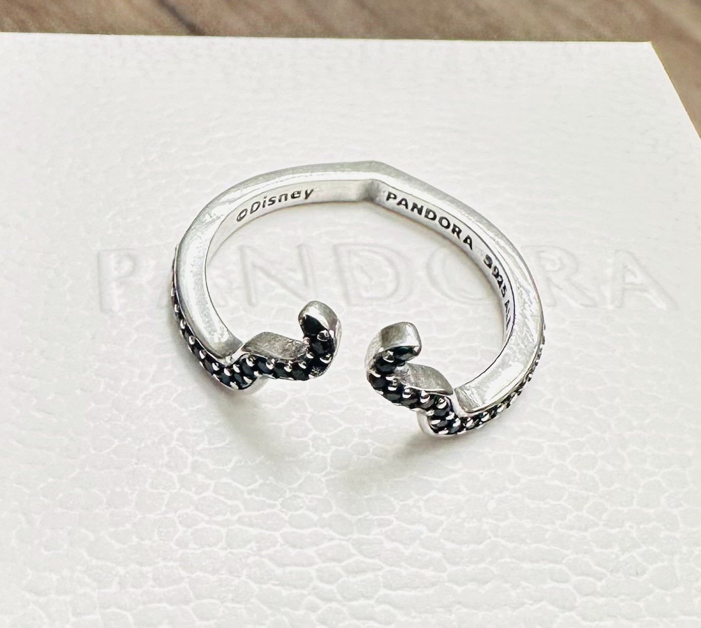 Pandora Disney Villains Maleficent Ring #194333C01 +HINGED BOX +POLISH CLOTH