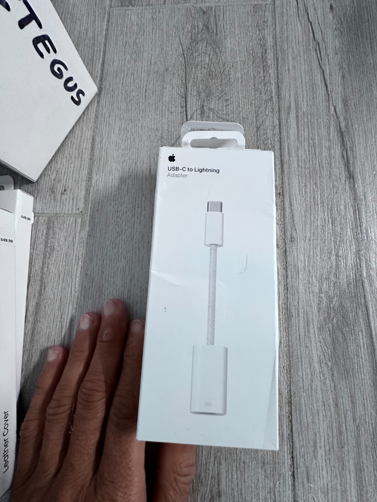 GENUINE Apple USB-C to Lightning Adapter MUQX3AM/A A2868 opened box, new.