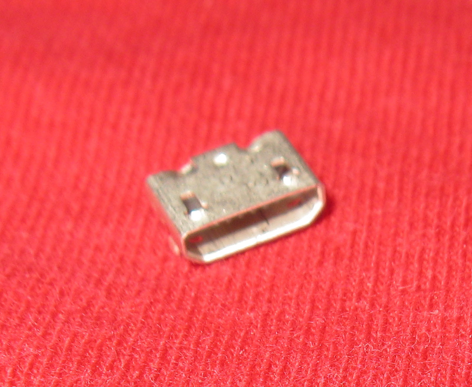 1 x Micro USB Charging Port for Amazon Kindle 3rd Generation D00901 E-Reader 6"