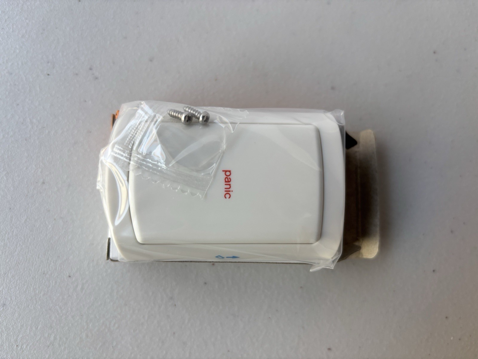 SimpliSafe Original Generation Extra Panic Button (PB1000) - BRAND NEW
