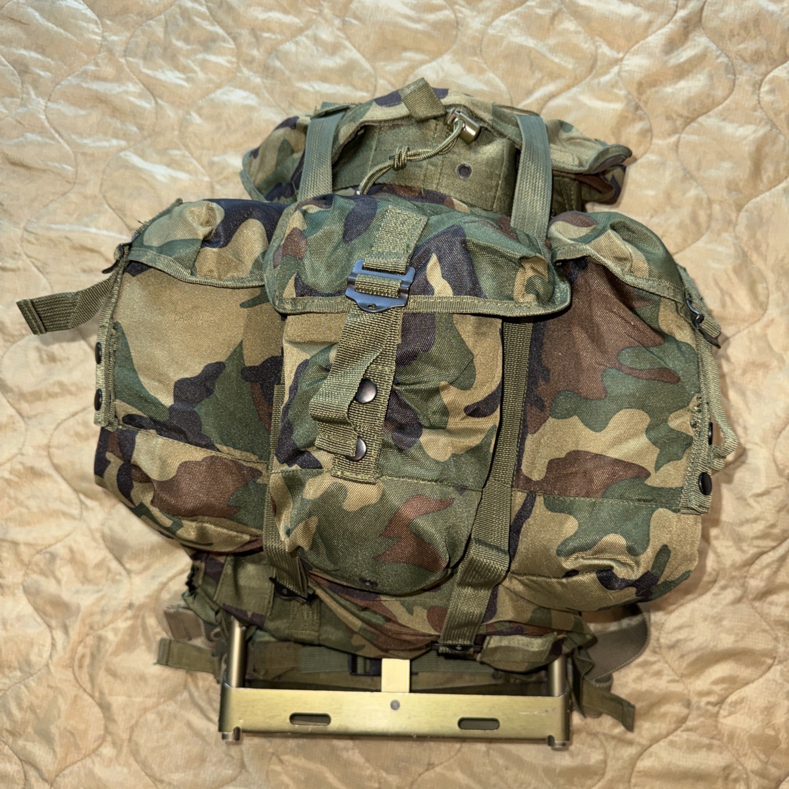 Alice Pack Woodland Camo Medium with Frame and Straps Complete Excellent Cond