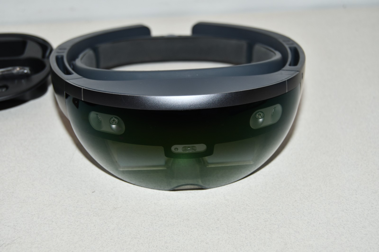 ^ Microsoft Hololens Generation 1 Virtual Headset Holo Lens #X8153
