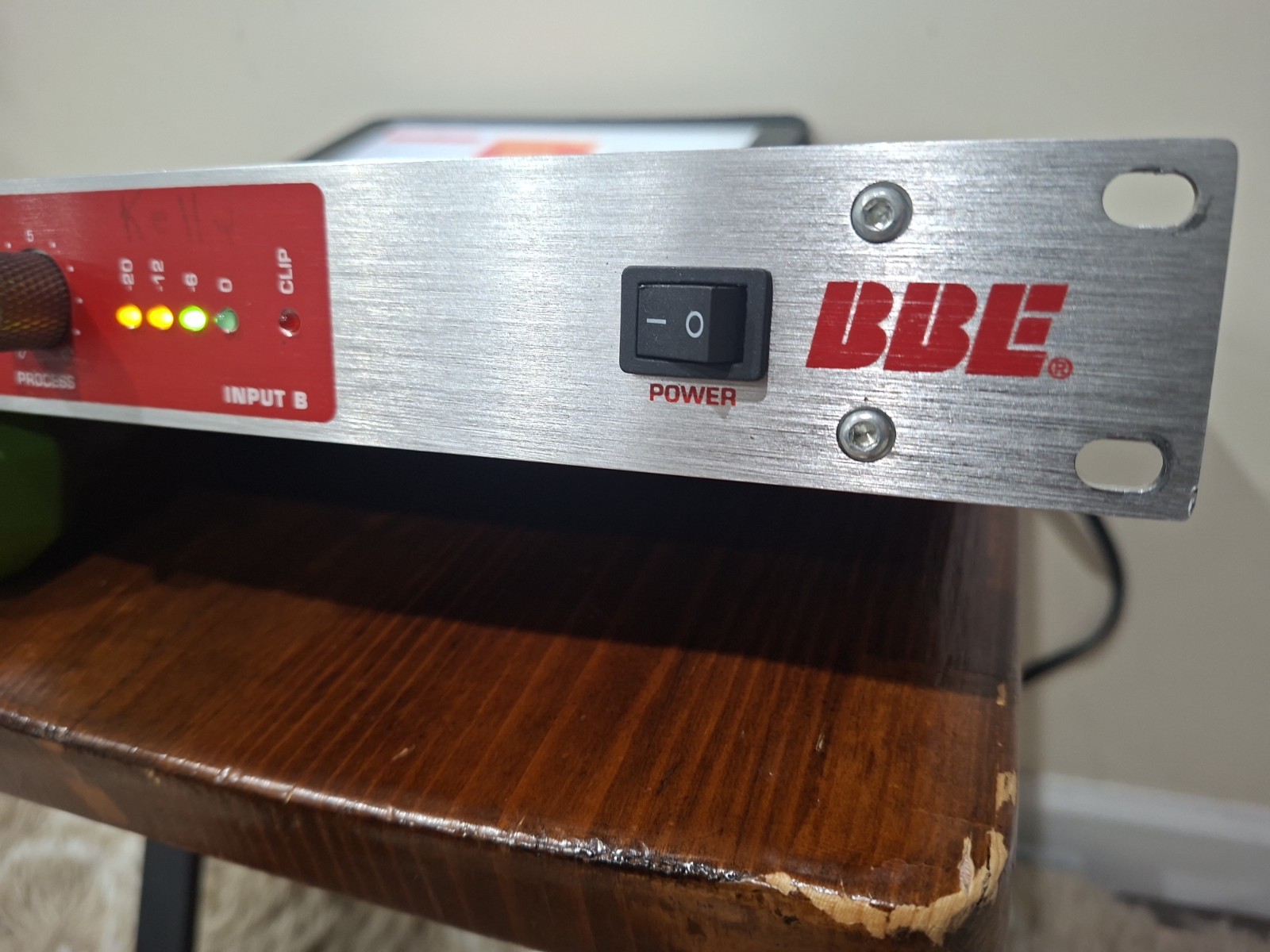 BBE 382isw Sonic Maximizer