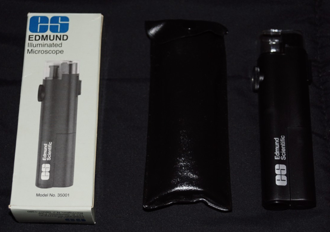 ES Edmund Scientific Illuminated 30x Pocket Microscope Model No. 35001 Tested