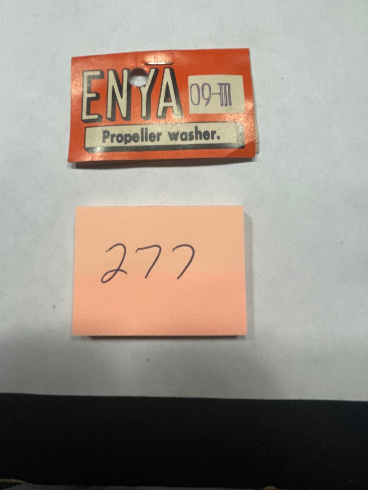 VINTAGE R/C  ENYA  PROPELLER WASHER  #29212  ( 09-III  )