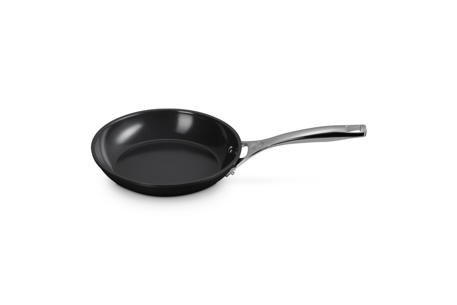 Le Creuset Authentic Essential Non Stick Ceramic 8 Frying Pan