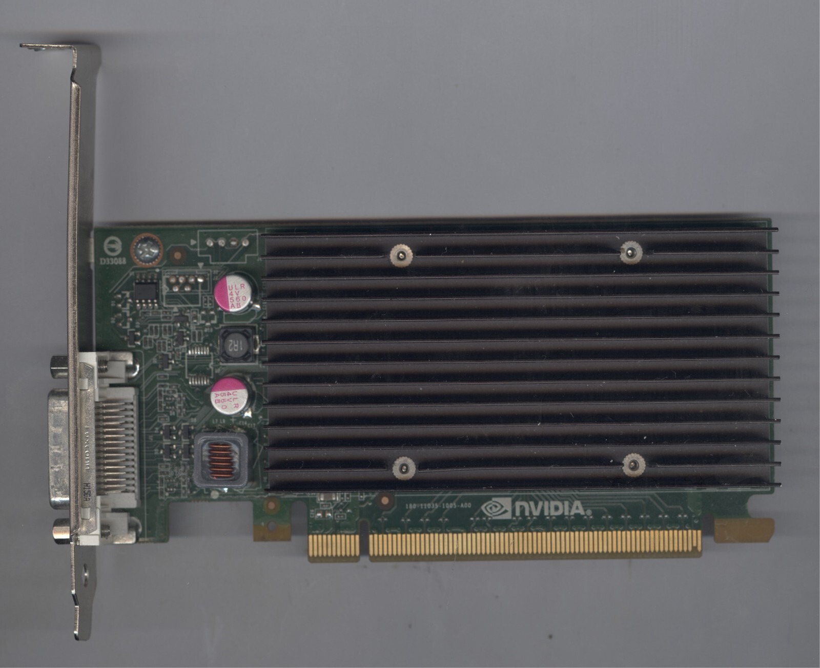 NVIDIA Quadro NVS 300 512MB GDDR3 PCIe Video Graphics Card (HP P/N 625629-001)