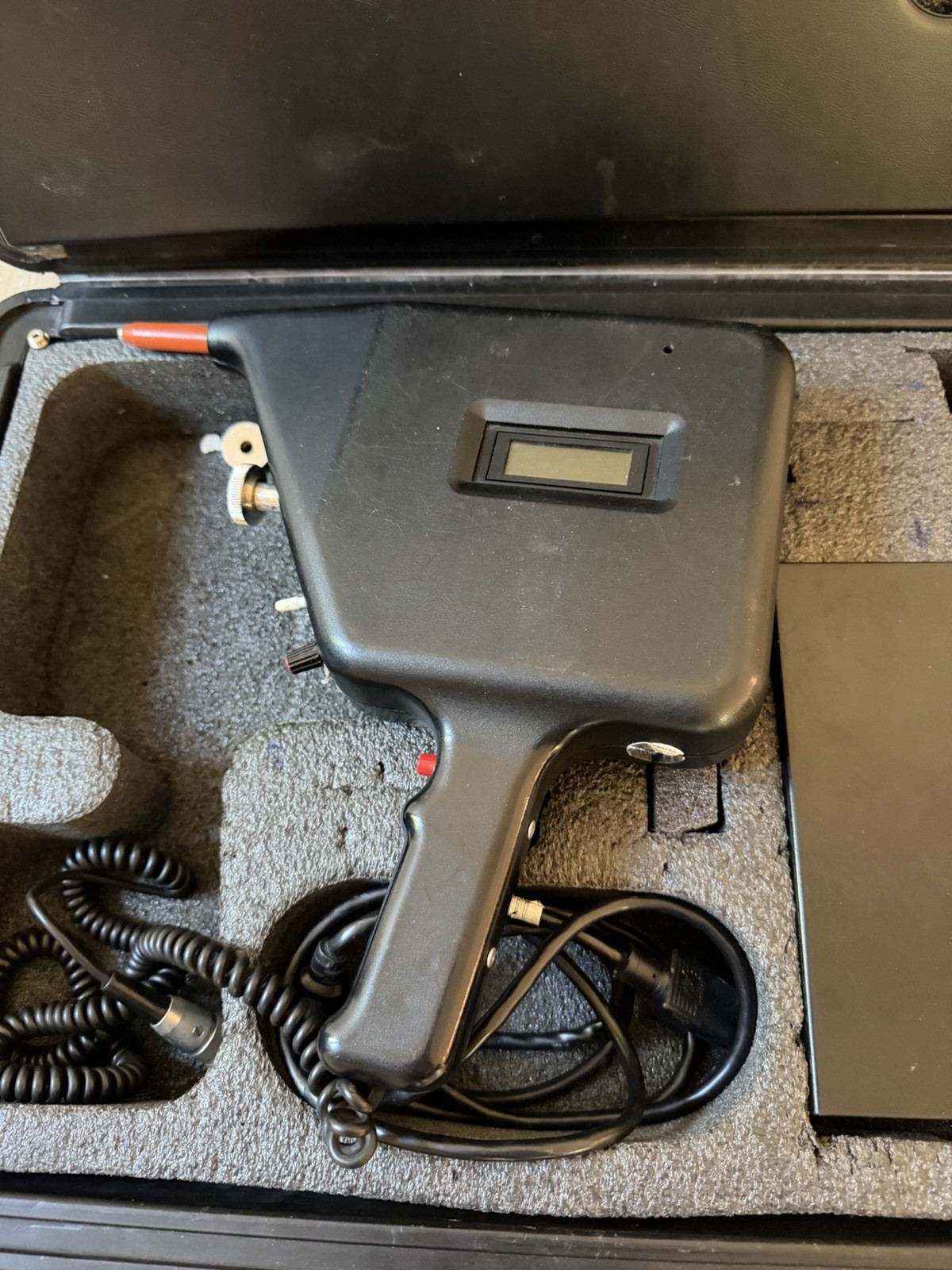 Schaffner NSG432 Electrostatic Discharge Simulator with Accessories