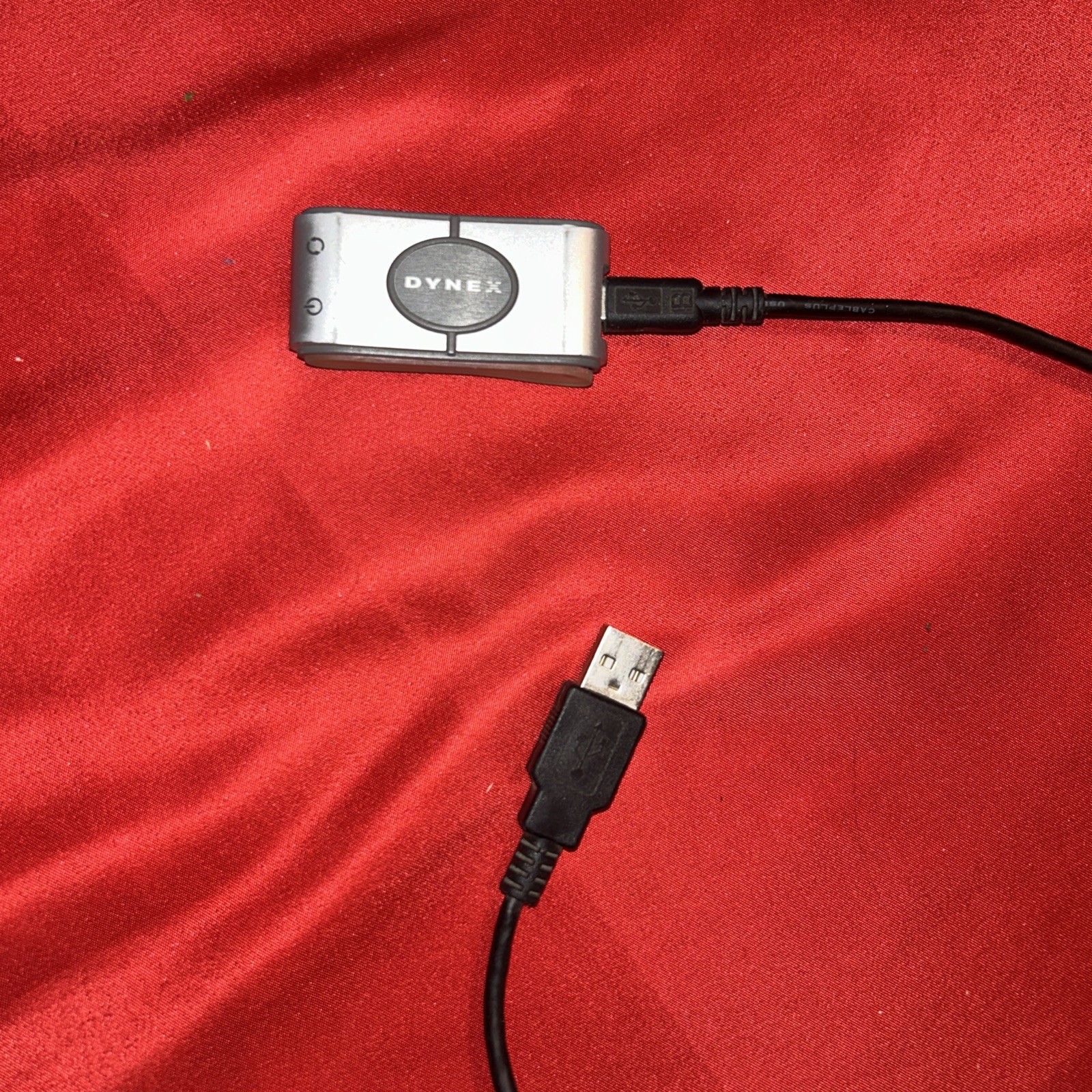 Dynex DX-CRMN1 Mini Memory Card Reader/Writer