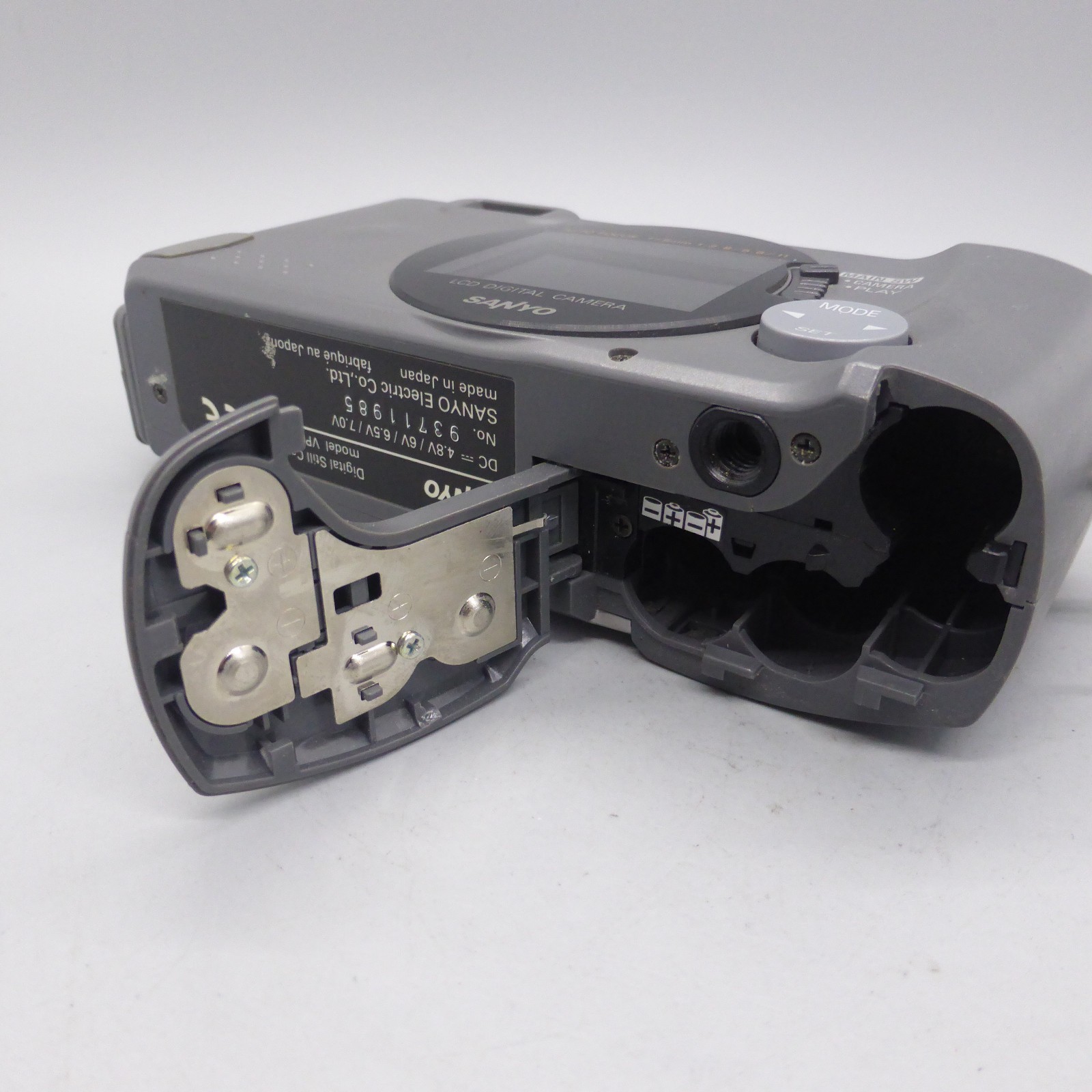 Sanyo VPC-G200 0.3MP Compact Digital Camera Silver Tested