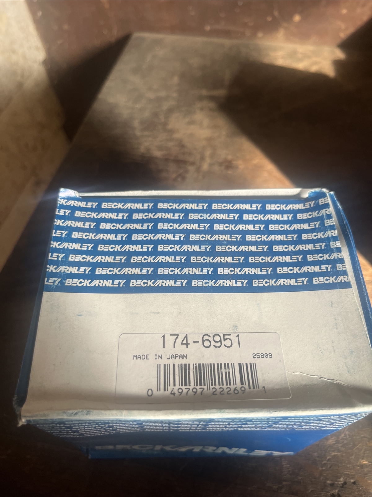 NOS Beck/Arnley 174-6951 Distributor Cap for Some Toyota & Lexus Cars