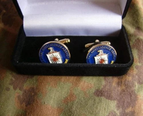 A PAIR OF US CENTRAL INTELLIGENCE AGENCY CIA CUFF LINKS MILITARY BADGE +GIFT BOX