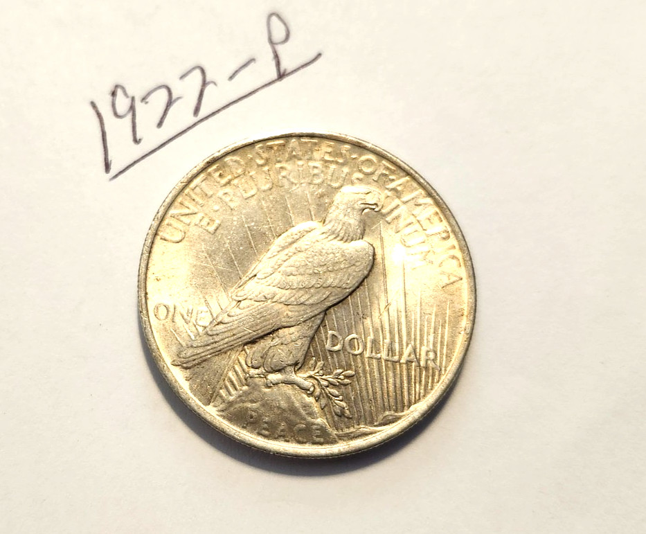 1922-P-$1 Silver Peace Dollar - A VERY Nice coin!