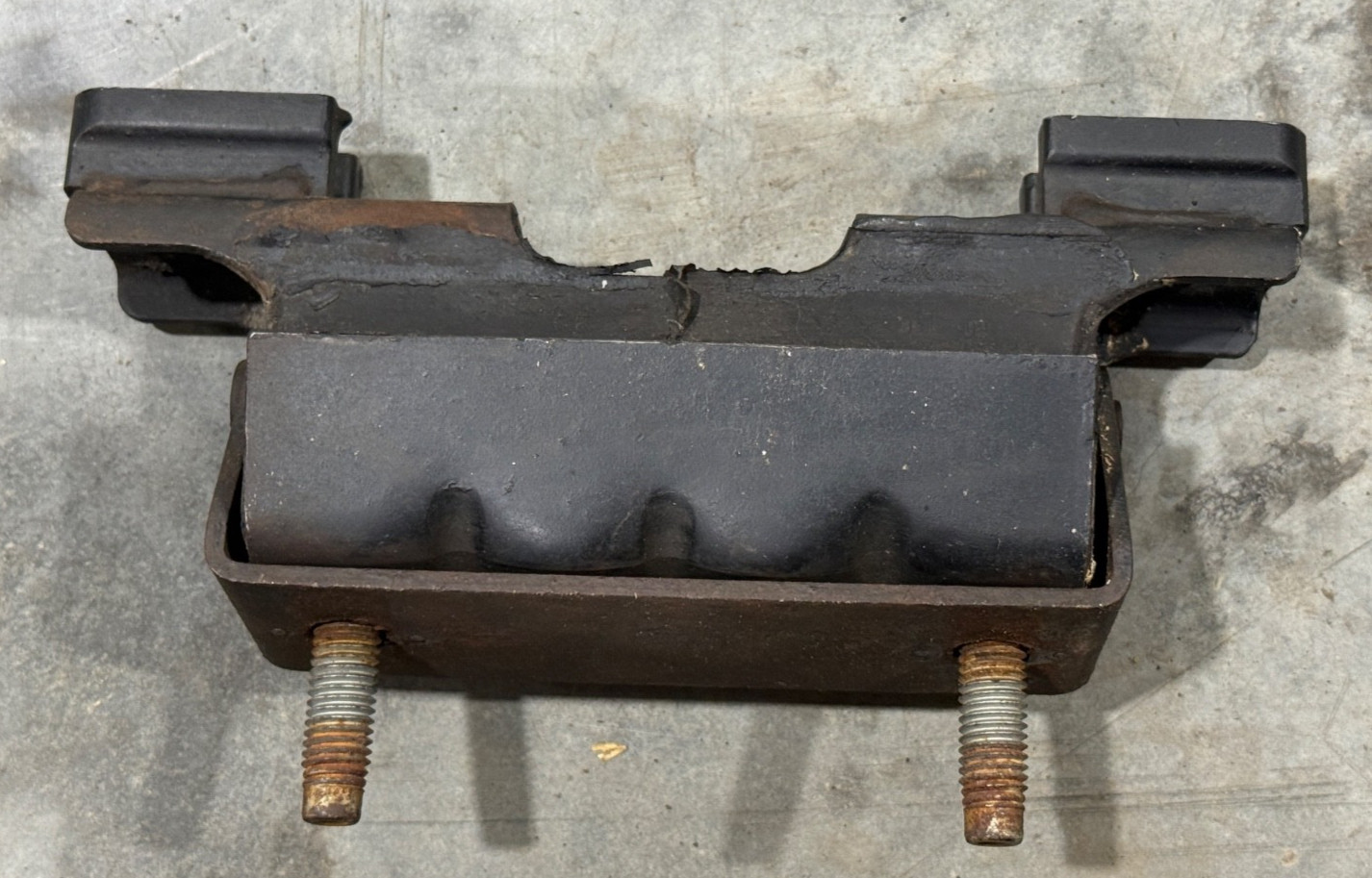 Automatic Transmission Mount 22739529