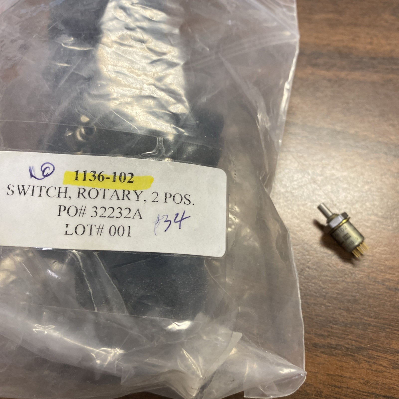Cole Switch Rotary  1136-102   new old stock