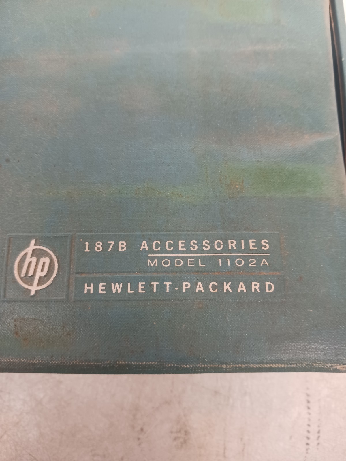 VINTAGE ACCESSORY SET FOR THE HEWLETT PACKARD 187B OSCILLOSCOPE #397-B2