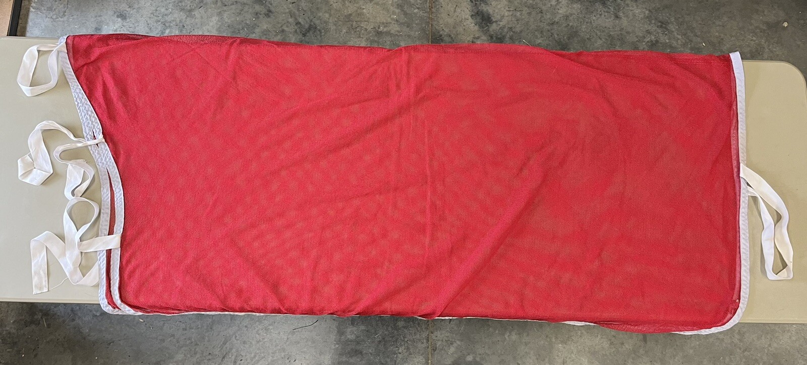 84” Mesh Cooler Red