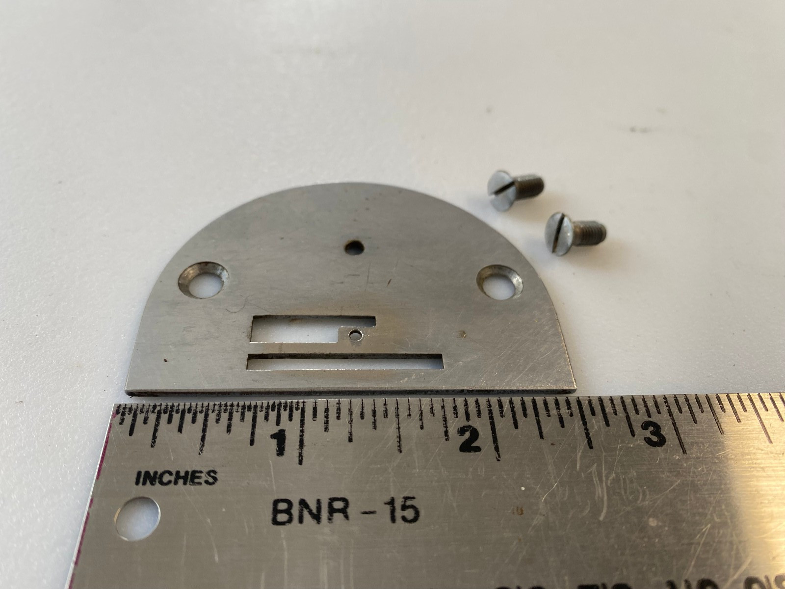 Singer 15 Sewing Machine Part (1954) – Throat Plate