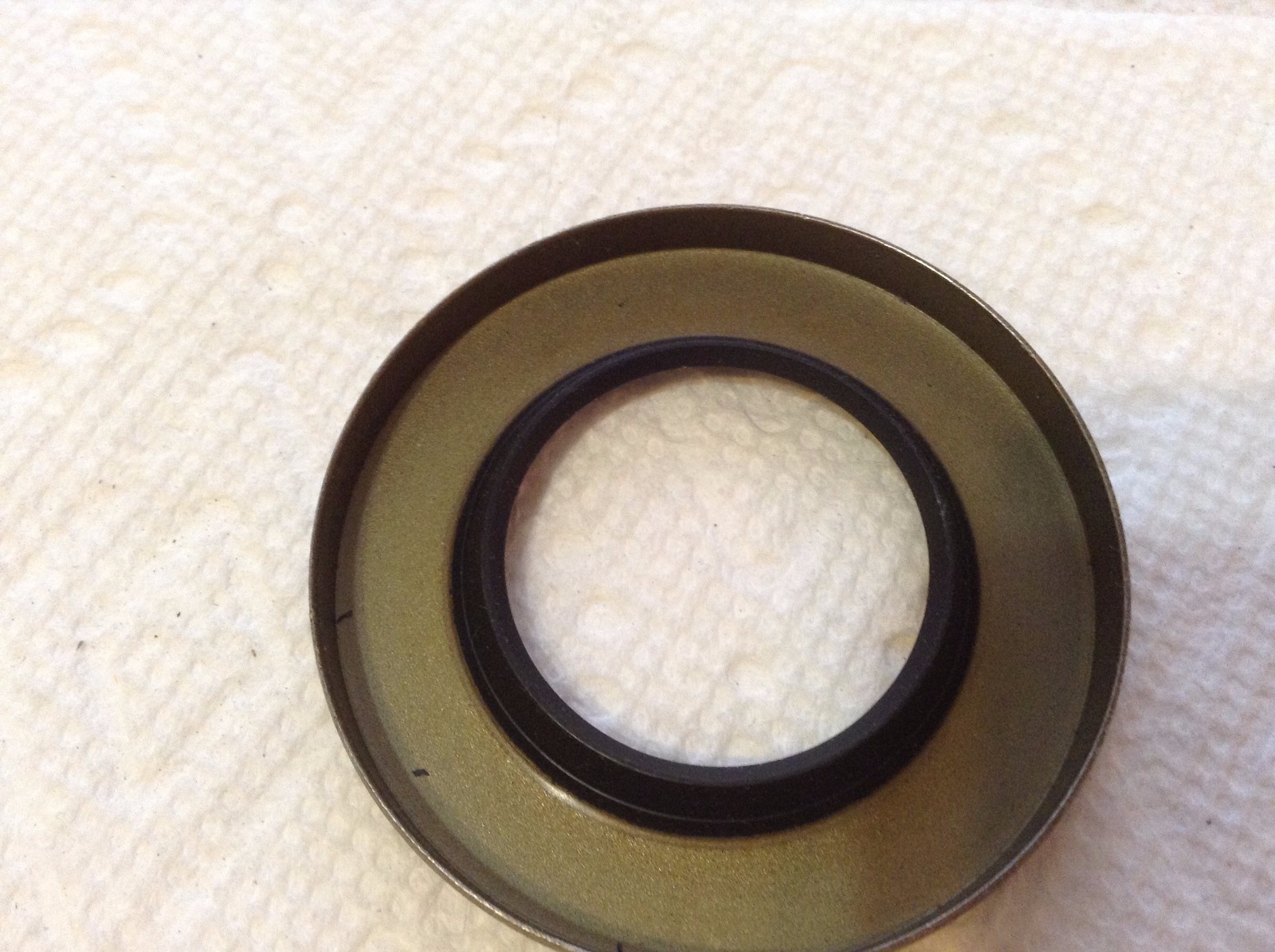TCM 12222VB Oil Seal