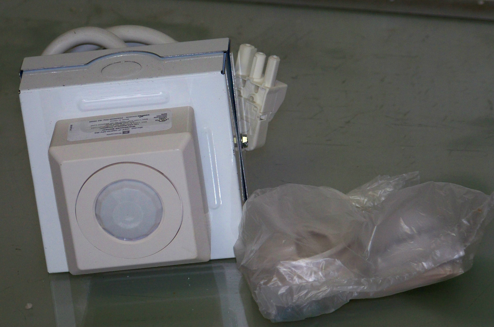 002-ODSLO-IDW Leviton occupancy sensor