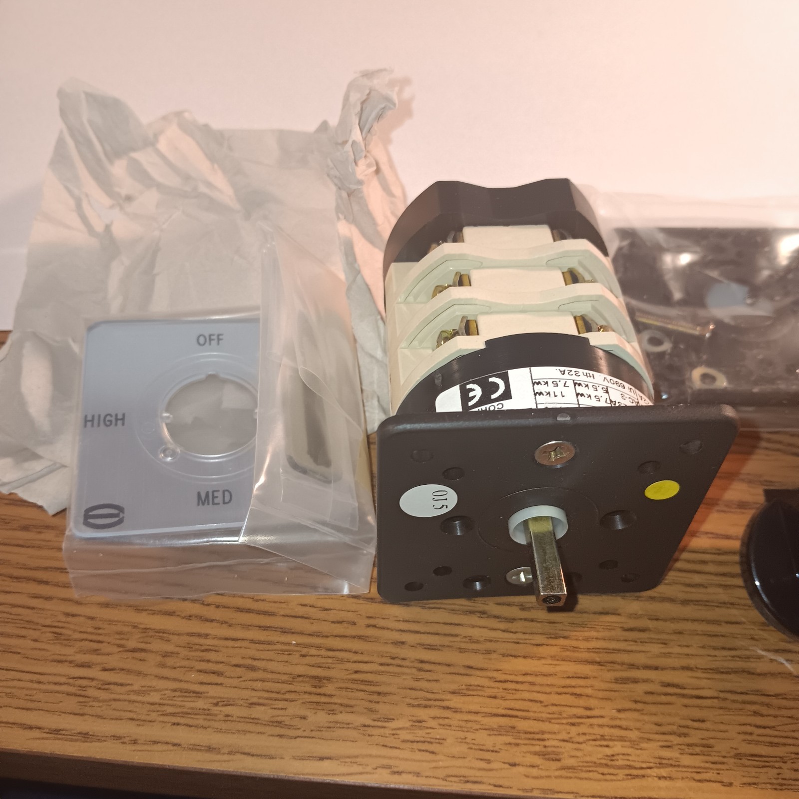 Electro Switch KW25-906A4-1 Rotary Switch