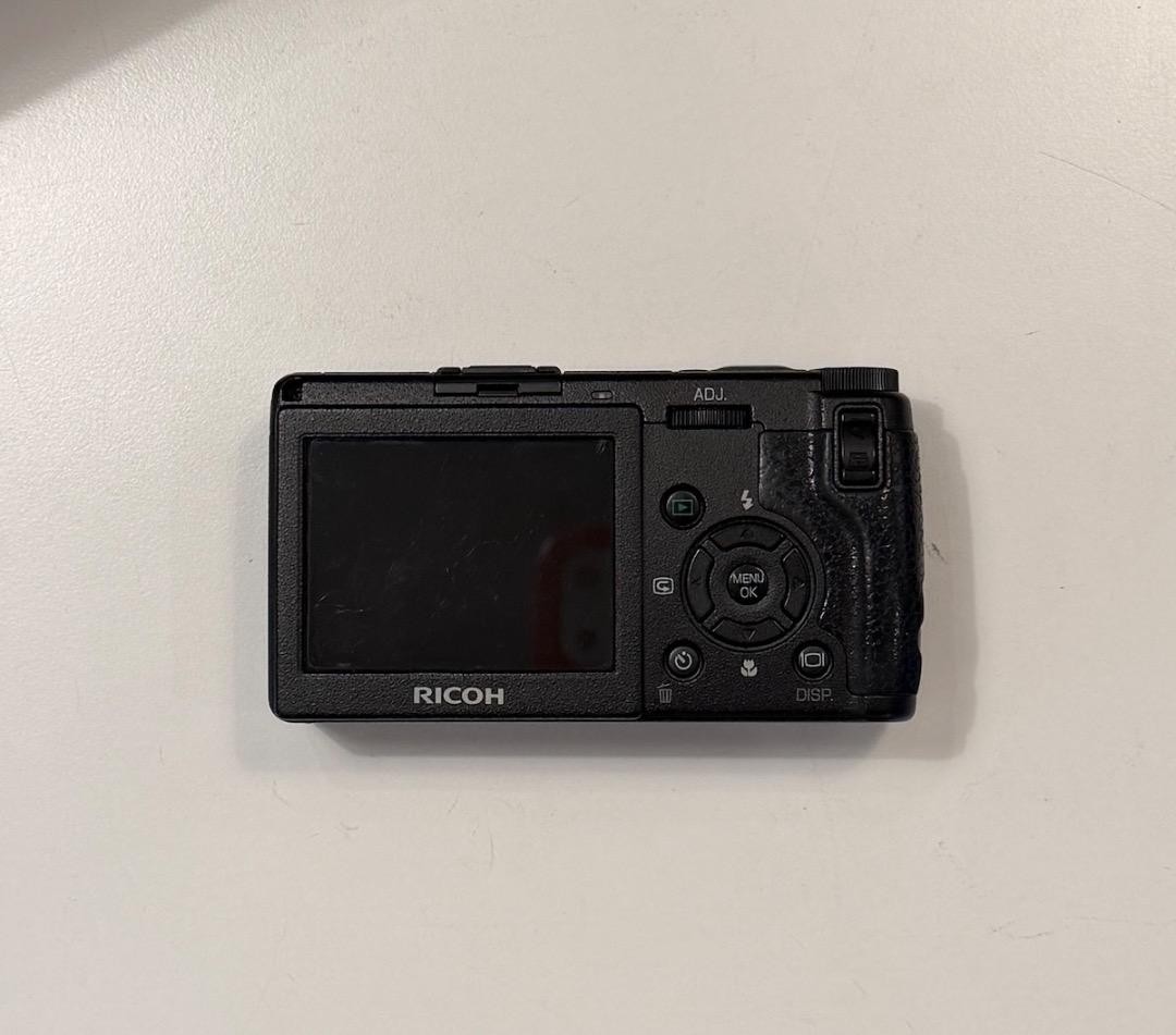 RICOH GR DIGITAL Console