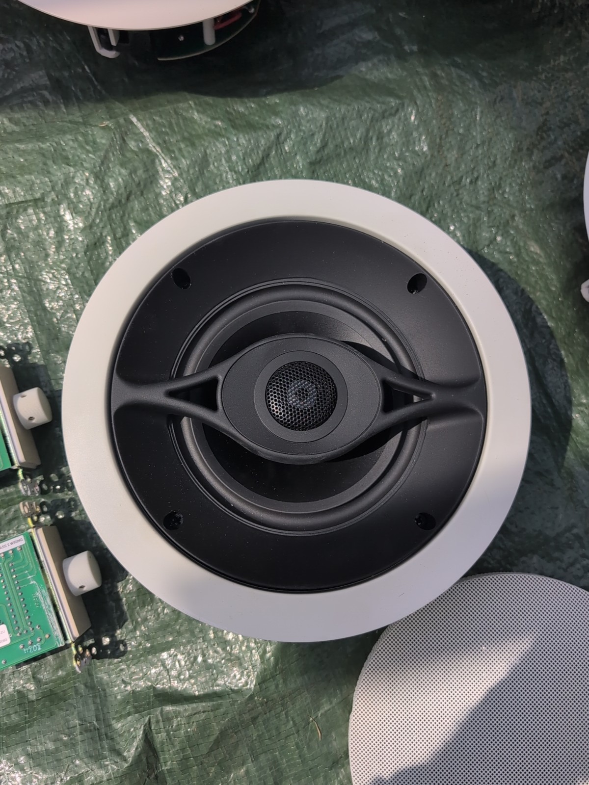 Sonance Symphony 622TR Ceiling Speakers