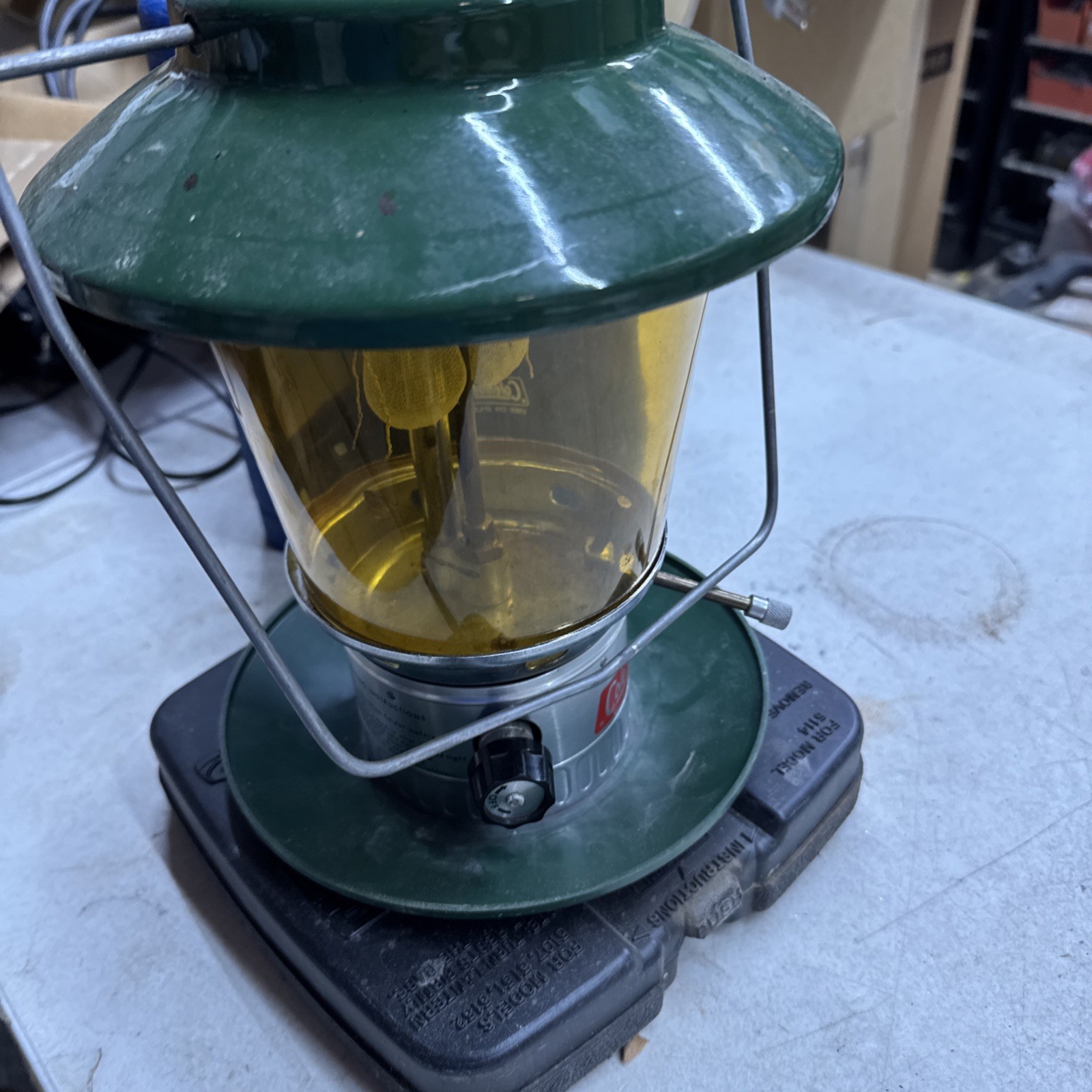 Vintage Coleman Propane Camping Lantern Model 5114 With Amber Globe Working Case
