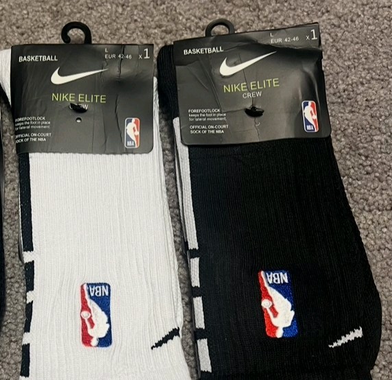 Nike Elite NBA Dri-FIT Basketball Crew Socks Black and White 2 Pairs