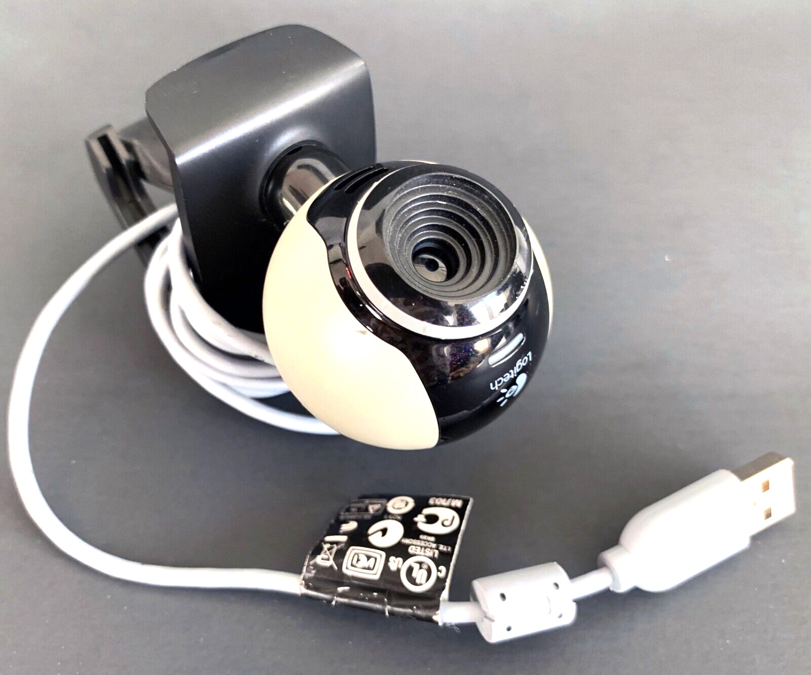 LOGITECH C250 WEBCAM Model # V-U0003 USB