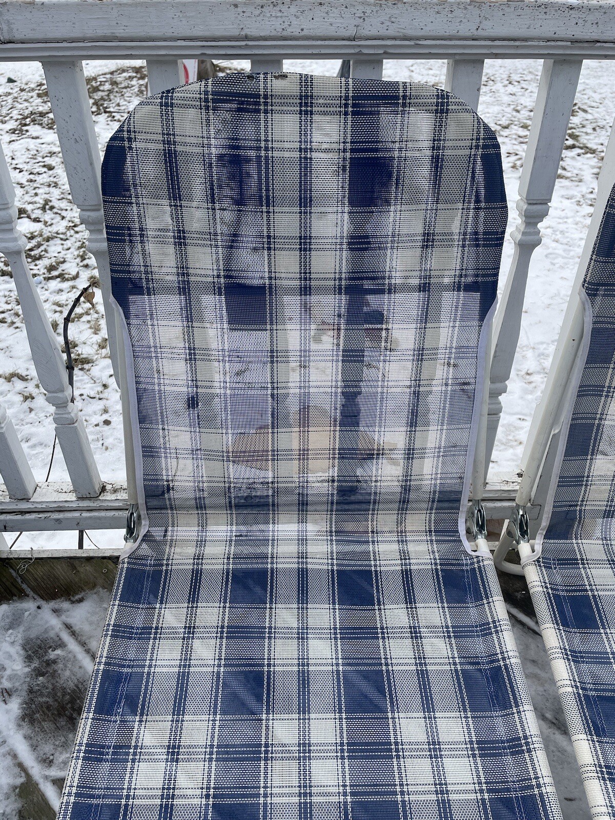 Vintage Folding Aluminum Chaise Lounge Lawn Beach Chairs Blue White Plaid (2)