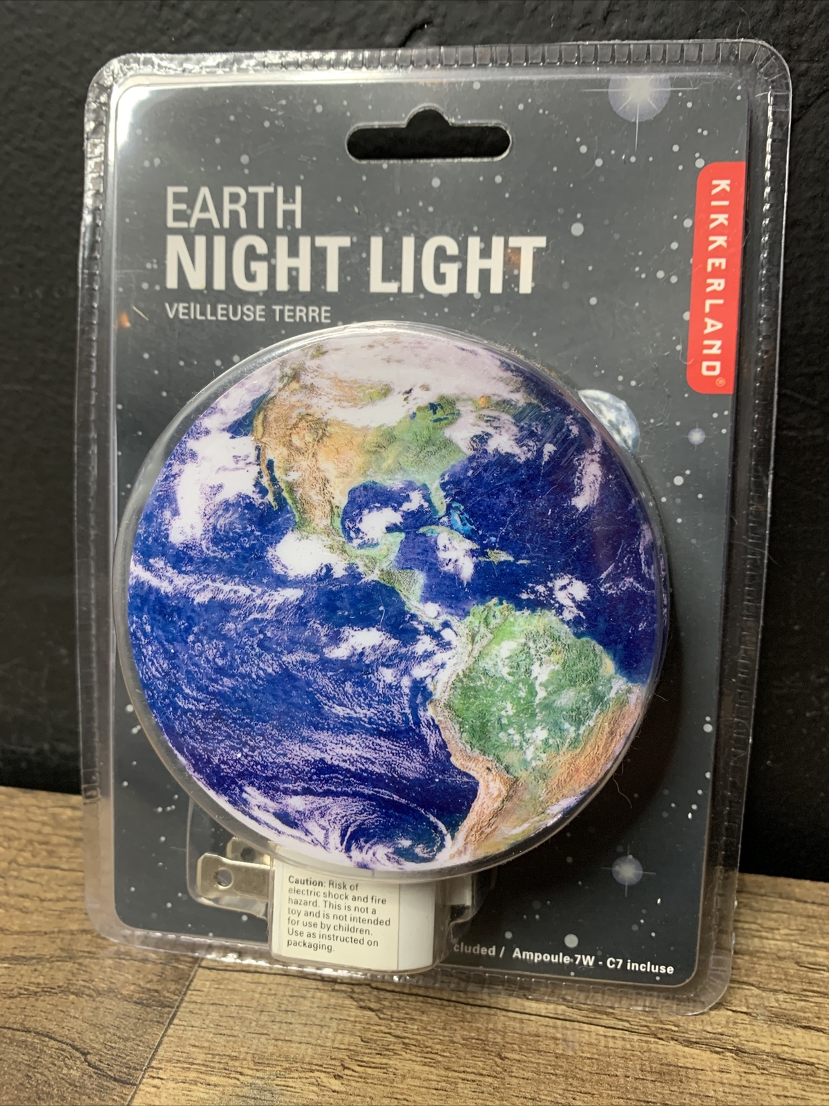 Kikkerland Earth Night Light Nite Lite NEW