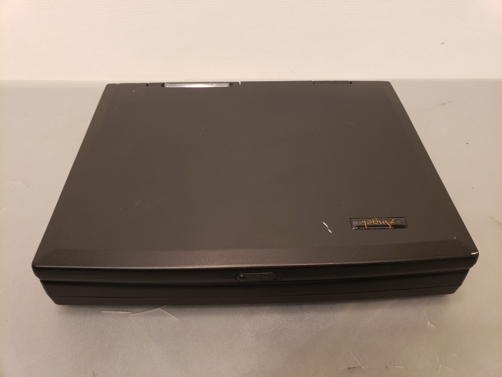Vintage Generic Laptop 5800 Win98 Floppy Angel Performer MMX 233MHz 32MB **AS-IS
