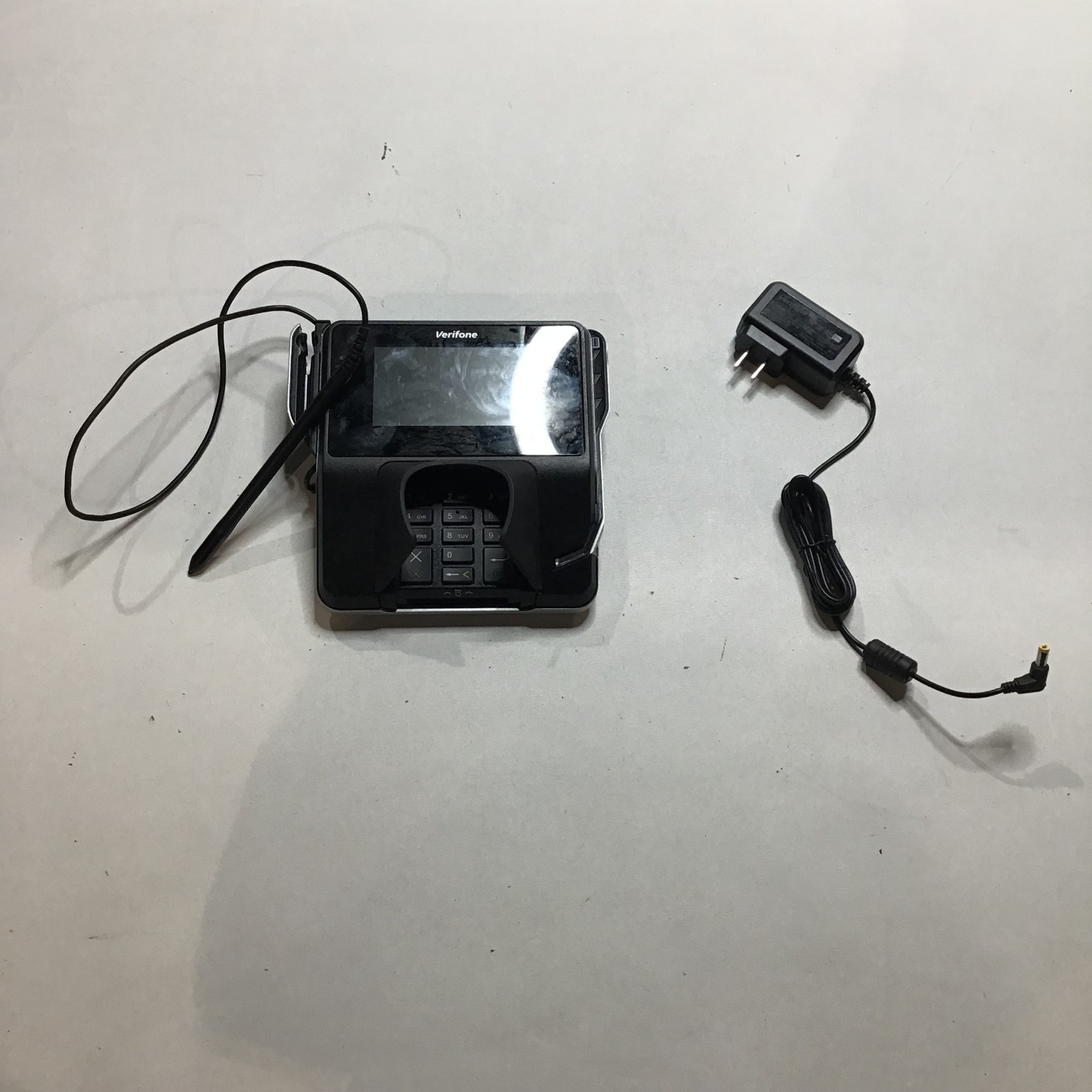 VeriFone MX 915 Credit Card Pinpad Payment Terminal with Power adapter