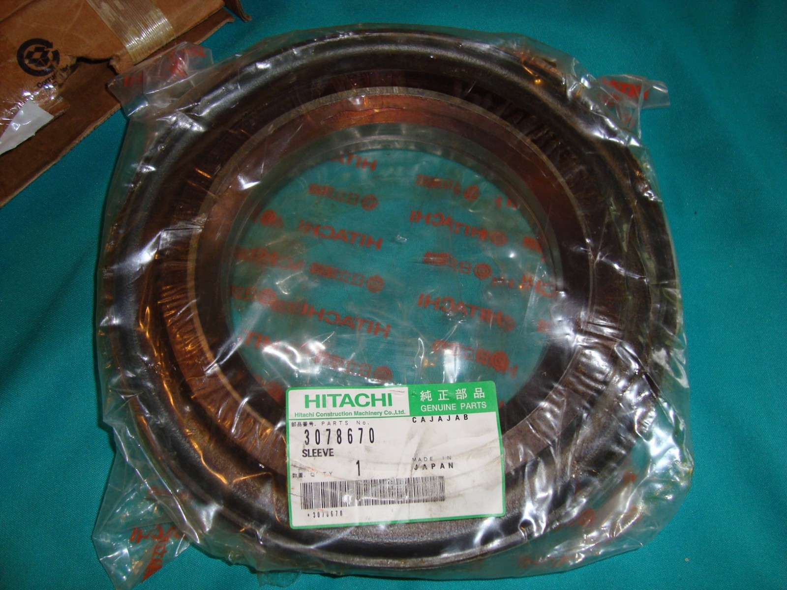 Genuine Hitachi Sleeve 3078670   John Deere Excavator   **NEW**