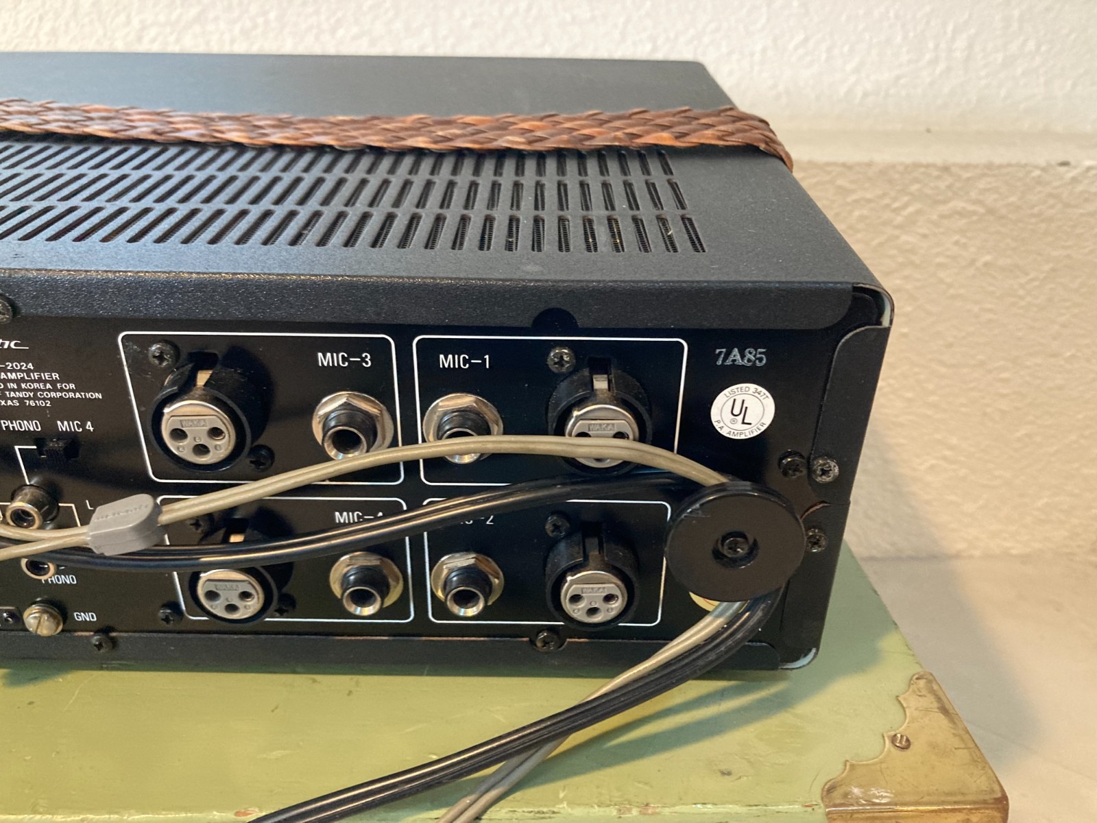 Realistic MPA-90 Watt Solid State PA Mixer Equalizer Amplifier 32-2024A